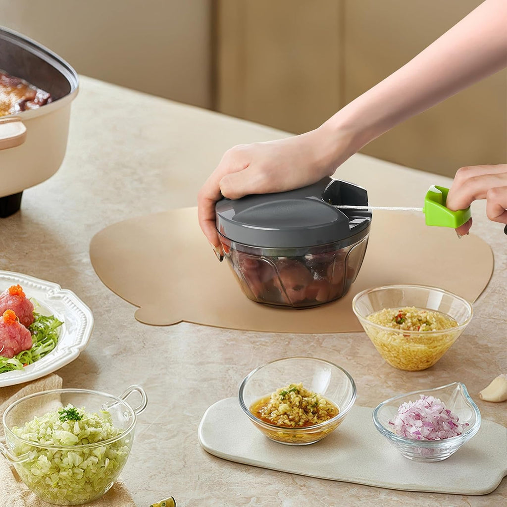 Ibergrif M501 Manual Chopper, Multipurpose Manual Onion Blender Cutter, BPA Free, Easy to Clean, Silent Operation, Herb Onion Chopper for Vegetables, Meat Nuts