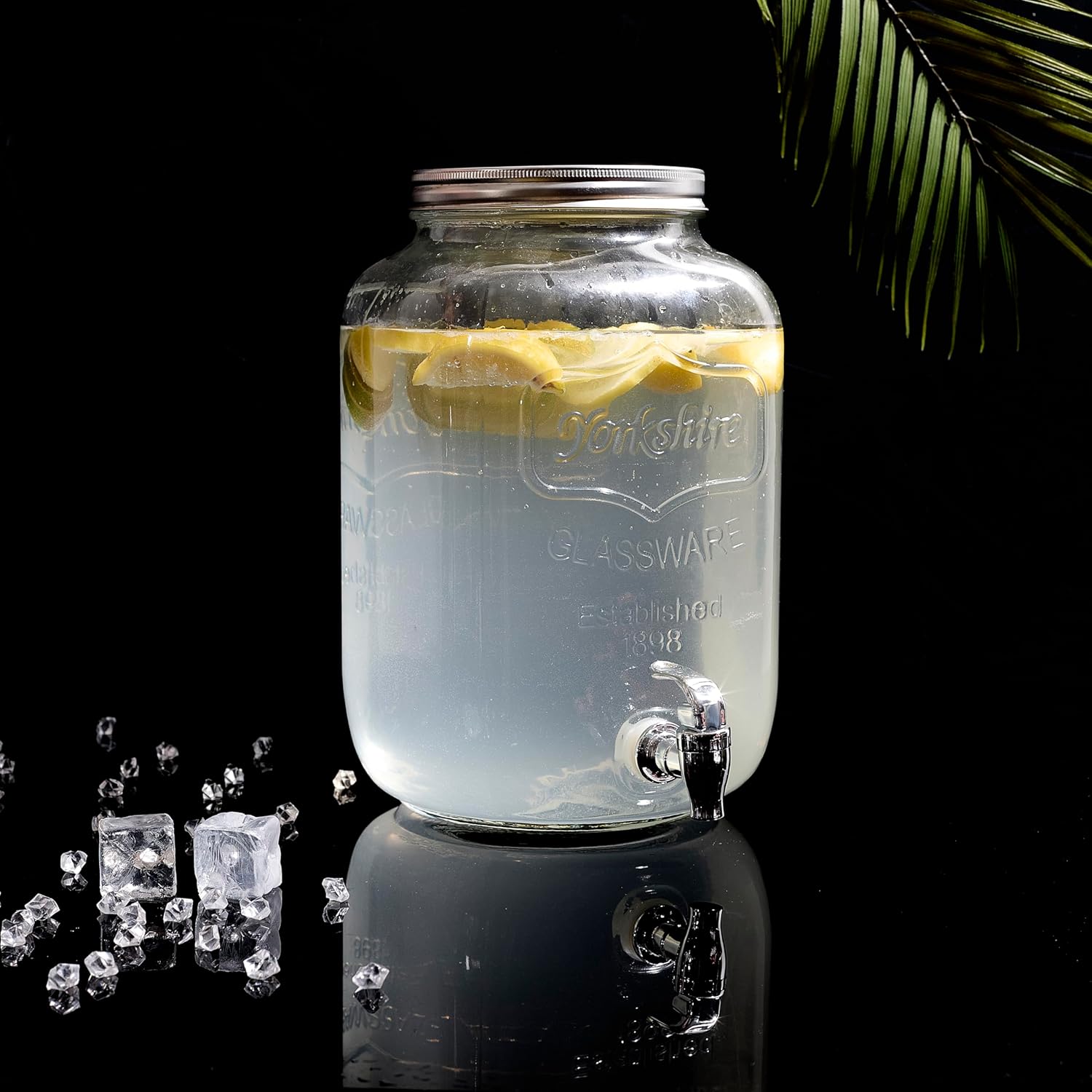 HOME DECO FACTORY - Glass drinking fountain with wide opening and serving tap - ideal for the whole family - Perfect for your drinks - Capacity: 8 L